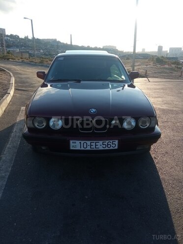 BMW 525 1993, 302,000 km - 2.5 л - Bakı
