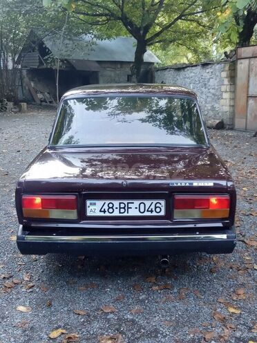 LADA (VAZ) 2107 2005, 40,000 km - 1.6 л - Oğuz