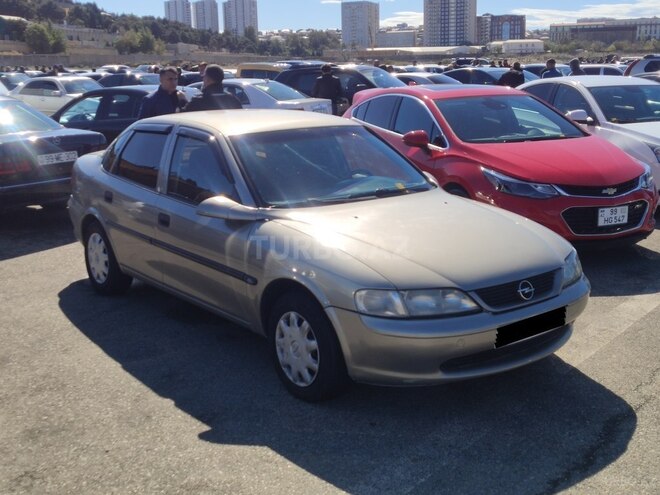 Opel Vectra 1997, 320,000 km - 1.6 l - Bakı