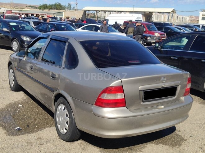 Opel Vectra 1997, 320,000 km - 1.6 l - Bakı