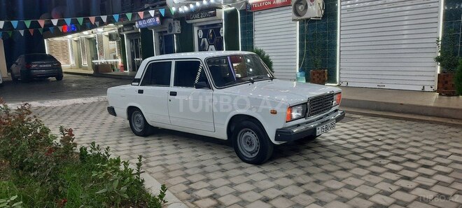 LADA (VAZ) 2107 2011, 179,600 km - 1.6 л - Şirvan