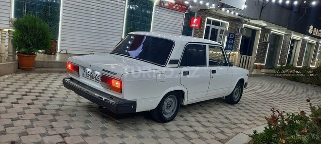 LADA (VAZ) 2107 2011, 179,600 km - 1.6 л - Şirvan