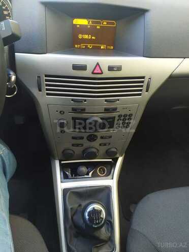Opel Astra 2007, 243,702 km - 1.7 l - Bakı
