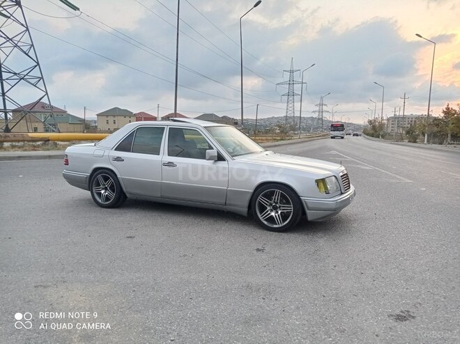 Mercedes E 220 1993, 30,000 km - 2.0 л - Bakı