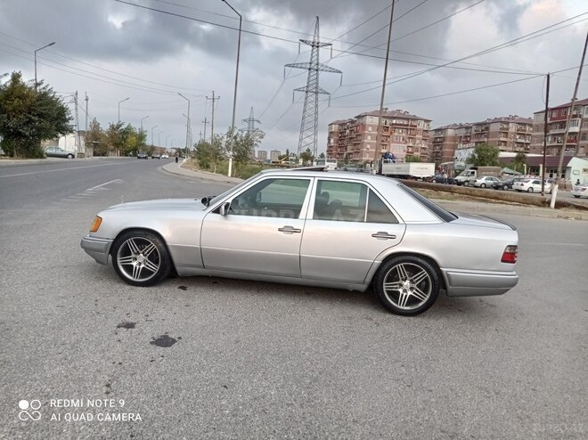 Mercedes E 220 1993, 30,000 km - 2.0 л - Bakı