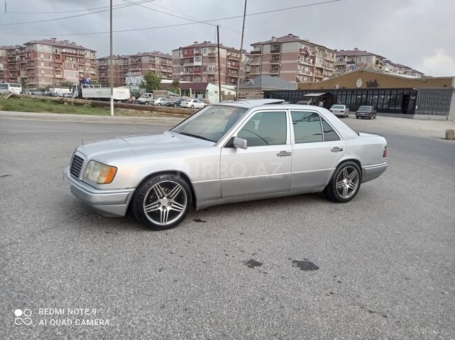 Mercedes E 220 1993, 30,000 km - 2.0 л - Bakı