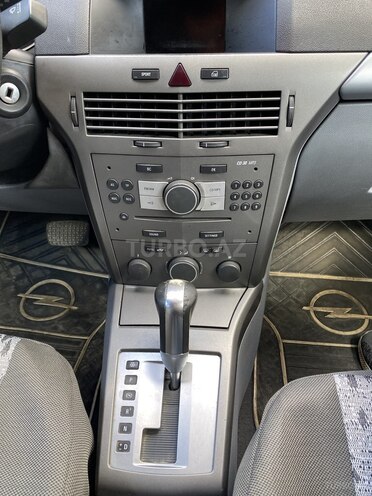 Opel Astra 2006, 350,000 km - 1.9 l - Sumqayıt