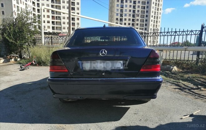 Mercedes C 180 1999, 301,900 km - 1.8 л - Bakı