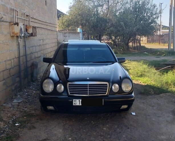 Mercedes E 230 1996, 222,800 km - 2.3 l - Hacıqabul
