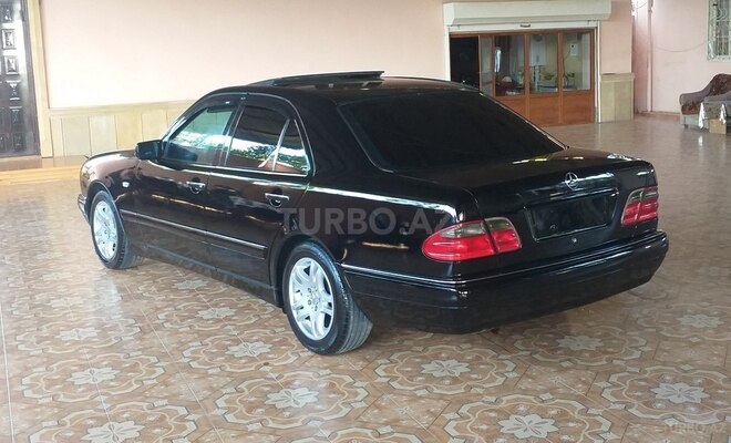 Mercedes E 230 1996, 222,800 km - 2.3 l - Hacıqabul