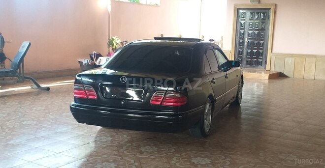 Mercedes E 230 1996, 222,800 km - 2.3 l - Hacıqabul