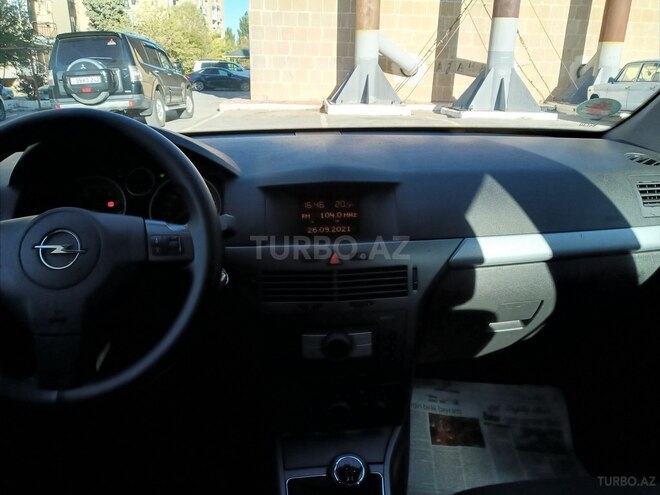 Opel Astra 2005, 154,000 km - 1.4 л - Bakı