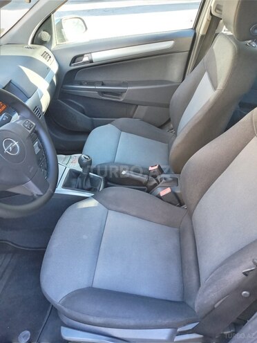 Opel Astra 2005, 154,000 km - 1.4 л - Bakı