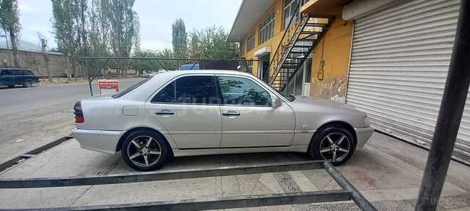 Mercedes C 180 1998, 342,000 km - 1.8 l - Tovuz