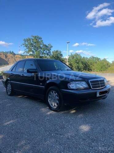 Mercedes C 240 1999, 24,000 km - 2.4 l - Quba