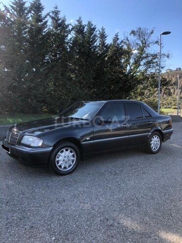 Mercedes C 240 1999, 24,000 km - 2.4 l - Quba