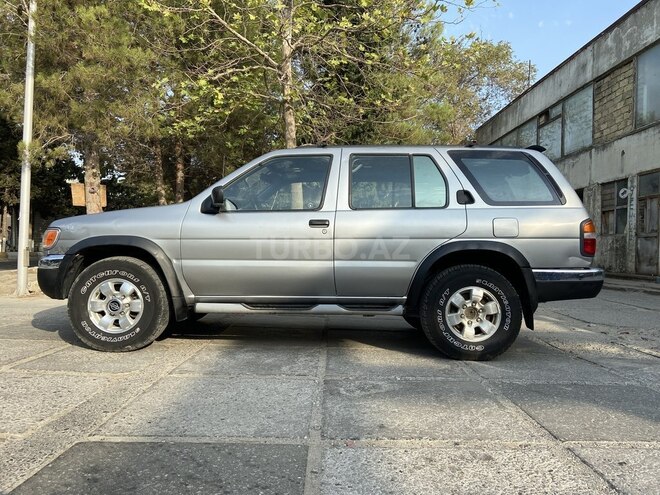Nissan Pathfinder 1998, 188,000 km - 3.3 l - Sumqayıt