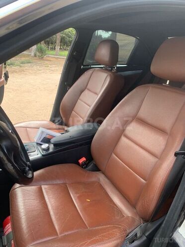 Mercedes C 300 2008, 230,000 km - 3.0 l - Biləsuvar