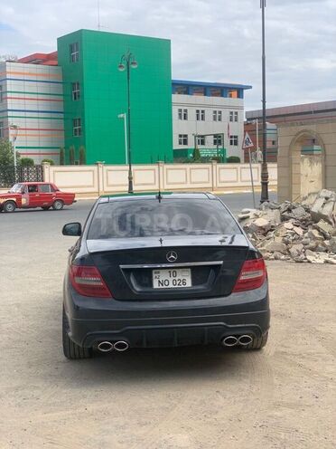 Mercedes C 300 2008, 230,000 km - 3.0 l - Biləsuvar