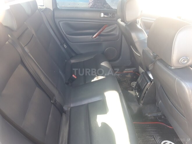 Volkswagen Passat 2004, 245,670 km - 1.8 l - Bakı