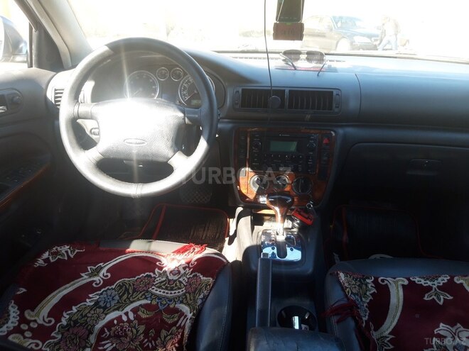 Volkswagen Passat 2004, 245,670 km - 1.8 l - Bakı