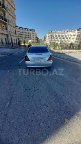 Mercedes E 220 2007, 295,000 km - 2.2 l - Bakı