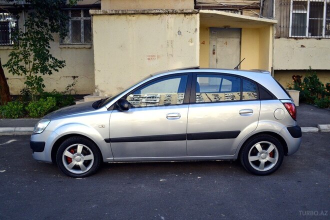 Kia Rio 2006, 224,000 km - 1.5 l - Bakı