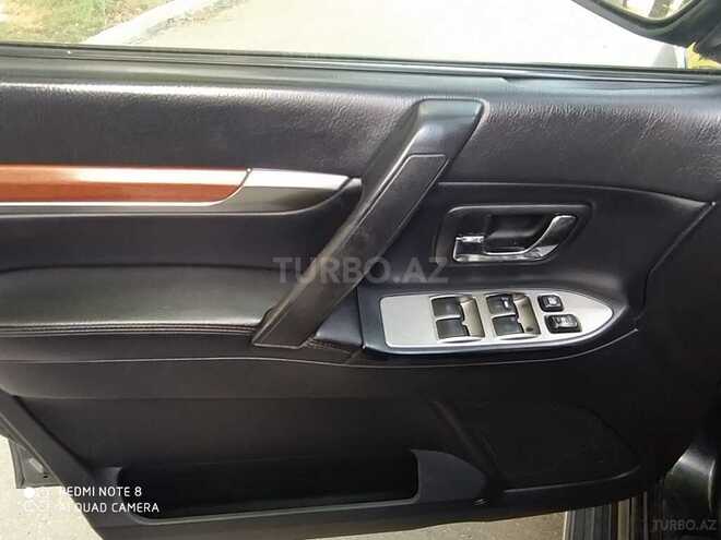Mitsubishi Pajero 2007, 176,200 km - 3.0 l - Sumqayıt