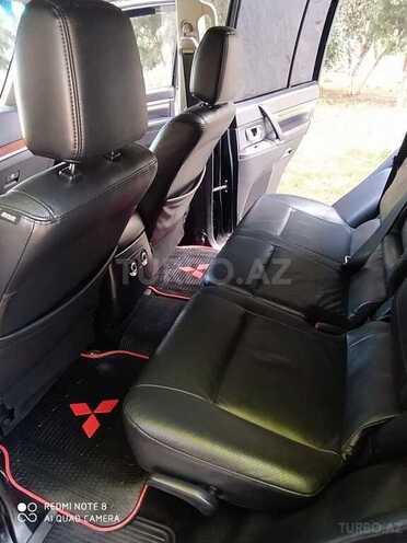 Mitsubishi Pajero 2007, 176,200 km - 3.0 l - Sumqayıt