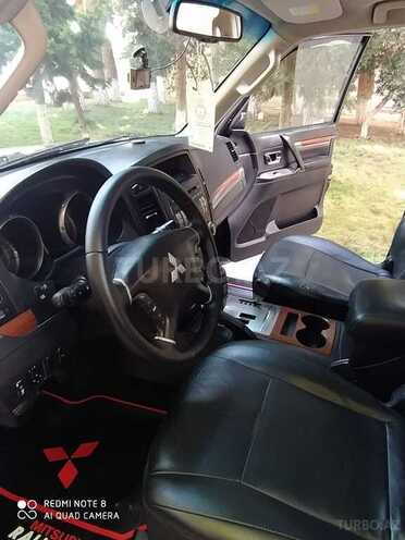 Mitsubishi Pajero 2007, 176,200 km - 3.0 l - Sumqayıt