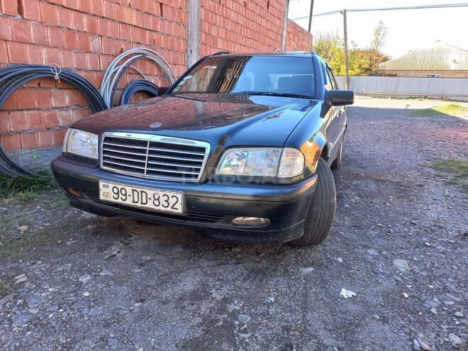 Mercedes C 200 1998, 320,000 km - 2.0 l - Zaqatala