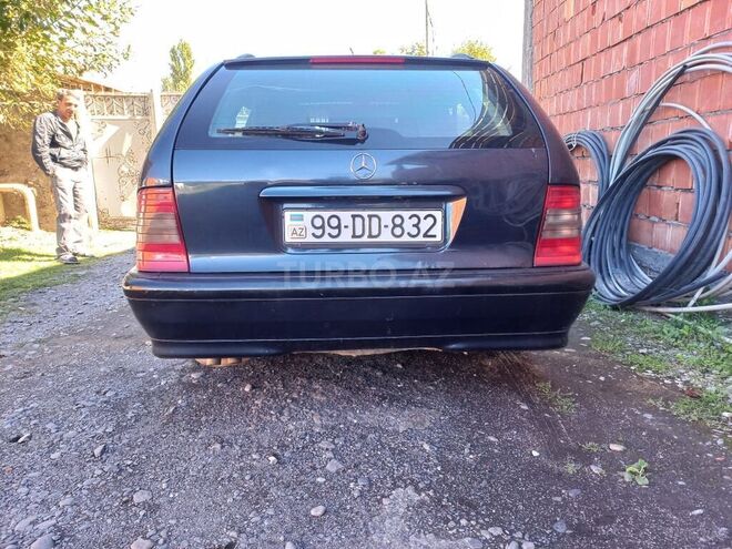 Mercedes C 200 1998, 320,000 km - 2.0 l - Zaqatala