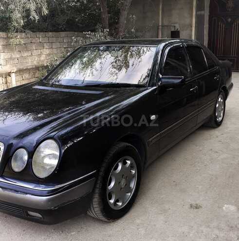 Mercedes E 240 1997, 520,227 km - 2.4 л - Bakı