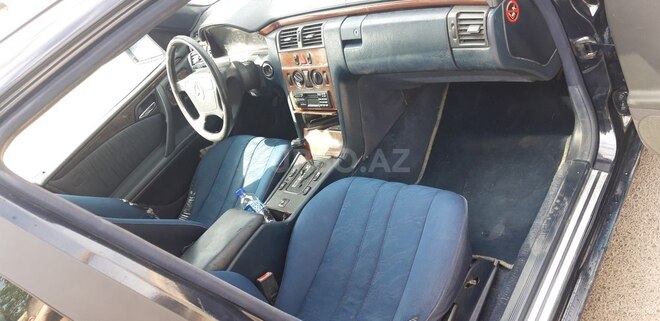 Mercedes E 280 1997, 380,000 km - 2.8 l - Xırdalan