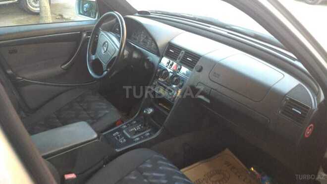 Mercedes C 180 2000, 245,000 km - 1.8 l - Bakı