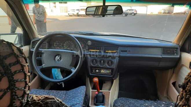 Mercedes 190 1988, 380,000 km - 2.0 l - Bakı