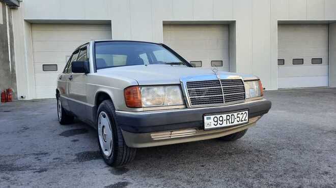 Mercedes 190 1988, 380,000 km - 2.0 l - Bakı