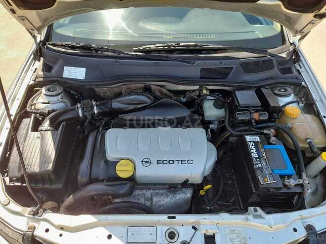 Opel Astra 1998, 269,000 km - 1.8 l - Qusar