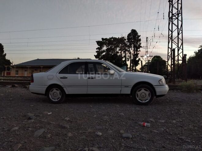 Mercedes C 180 1995, 372,000 km - 1.8 л - Şəmkir