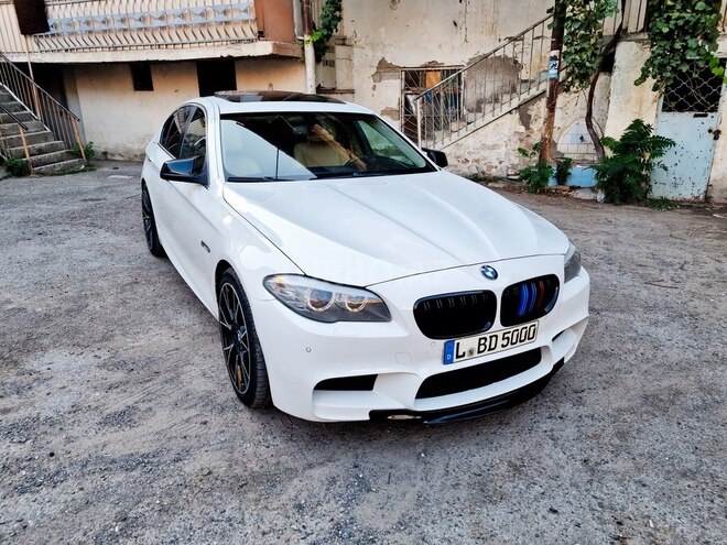 BMW 528 2010, 250,000 km - 3.0 l - Bakı