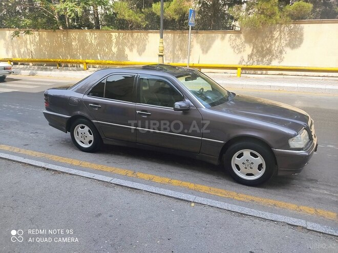 Mercedes C 250 1994, 326,000 km - 2.5 л - Bakı
