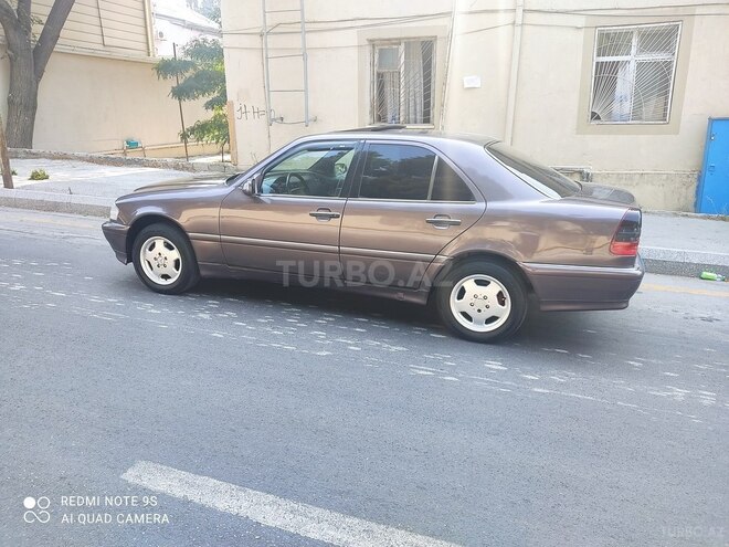 Mercedes C 250 1994, 326,000 km - 2.5 л - Bakı