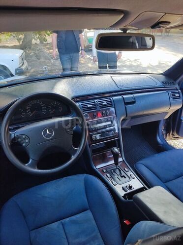 Mercedes E 200 1997, 365,000 km - 2.0 l - Bakı