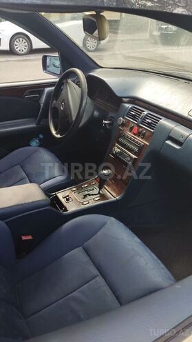 Mercedes E 200 1997, 365,000 km - 2.0 l - Bakı