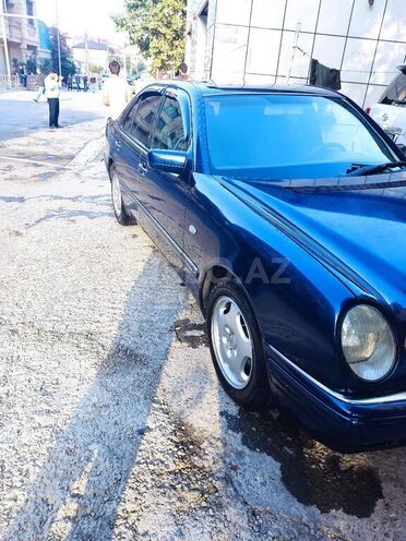 Mercedes E 200 1997, 365,000 km - 2.0 l - Bakı
