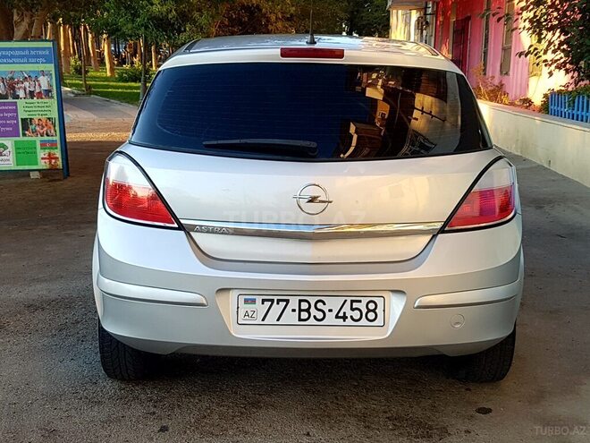 Opel Astra 2004, 110,000 km - 1.4 l - Bakı