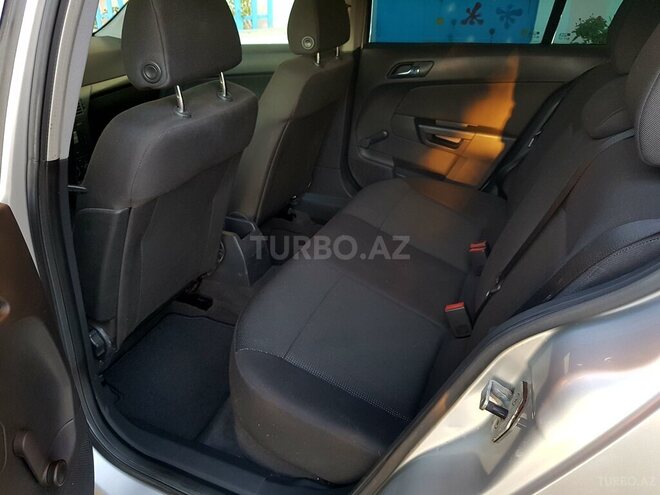 Opel Astra 2004, 110,000 km - 1.4 l - Bakı