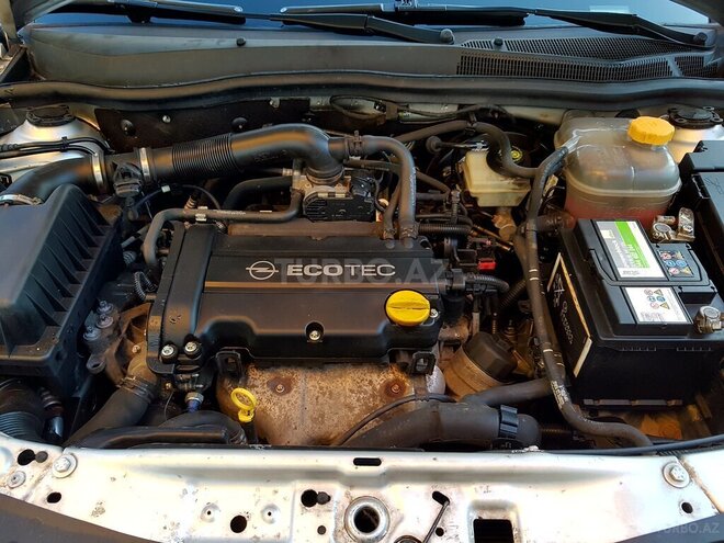 Opel Astra 2004, 110,000 km - 1.4 l - Bakı