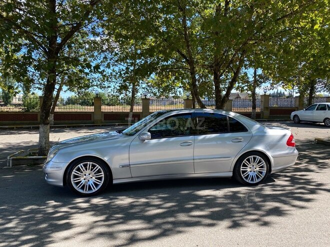 Mercedes E 320 2003, 285,000 km - 3.2 l - Xaçmaz