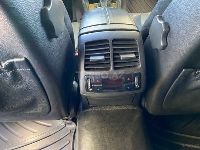 Mercedes E 320 2003, 285,000 km - 3.2 l - Xaçmaz